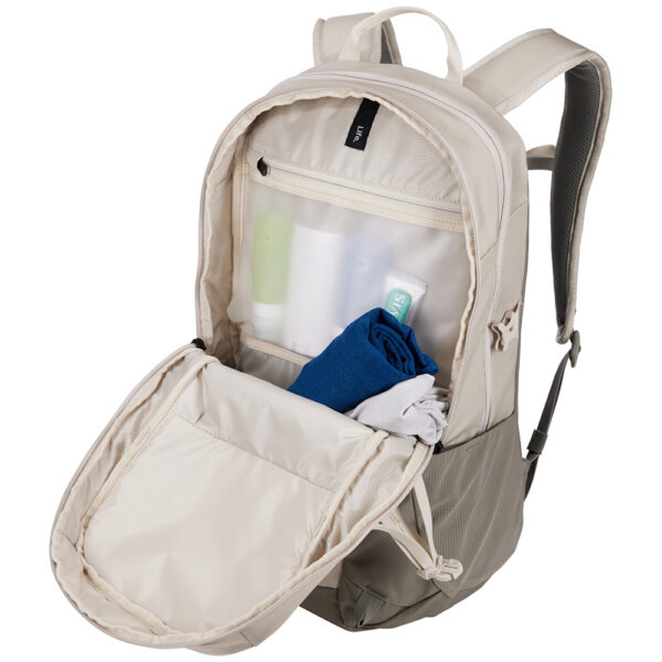 Un sac à dos polyvalent, inspiré par le monde extérieur, qui contient de multiples solutions de rangement pour organiser vos affaires en déplacement. le cartable pour Nouméa, Lycée ou collège