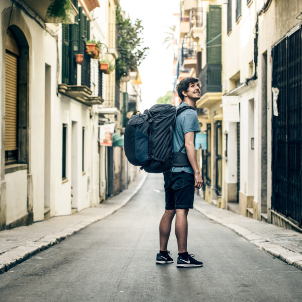 Explorez le monde avec ce sac à dos de cabine bien dimensionné. Nouvelle Calédonie bagage